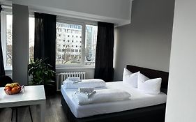 Ootel.Com